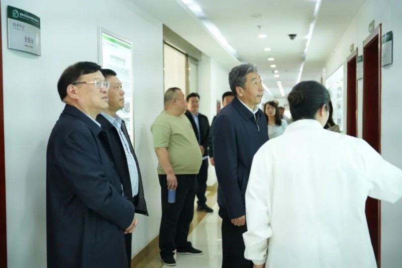 山西省供銷合作社聯(lián)合社黨組書記、理事會(huì)主任高建軍一行蒞臨公司調(diào)研指導(dǎo)